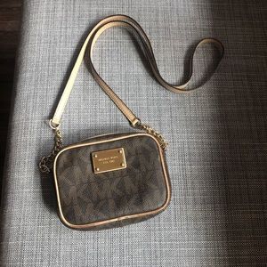 Michael Kors Crossbody